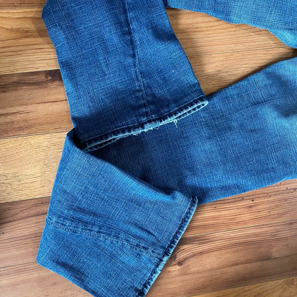 Women’s True religion low rise flare leg jeans - Picture 4 of 11